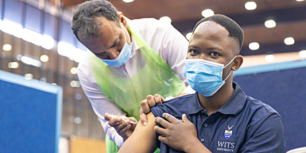 Wits SRC President, Mpendulo Mfeka vaccinates on campus Wits SRC President, Mpendulo Mfeka vaccinates on campus
